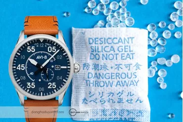 Cách xử lí đồng hồ đeo tay bị hấp hơi nước