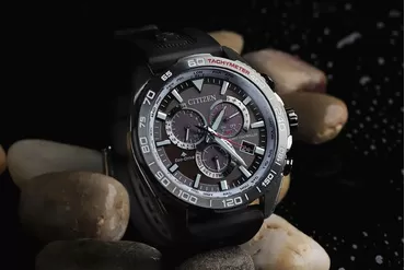 Đồng hồ Citizen Eco Drive có phải thay pin không?