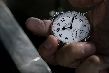 Tìm hiểu về lịch sử: Đồng hồ được phát minh khi nào?
