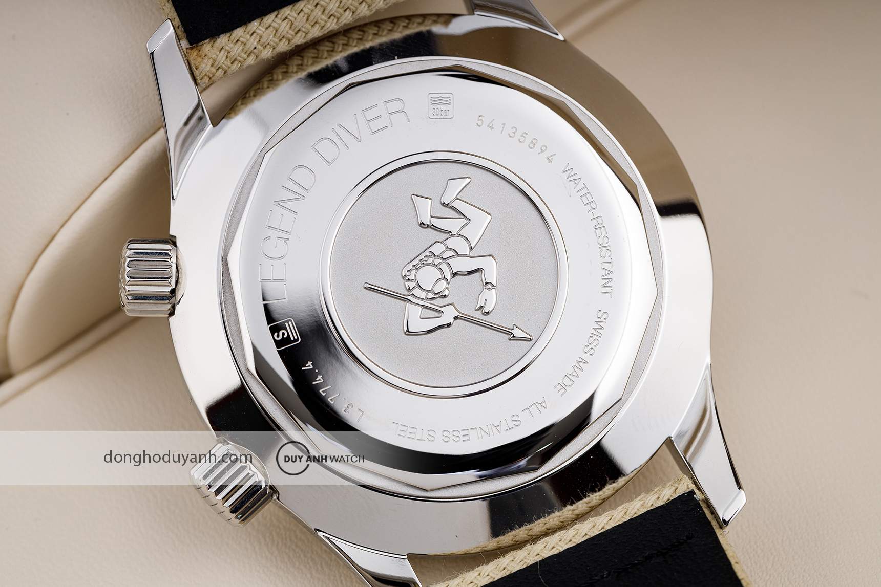 Longines sử dụng thép cao cấp nhất