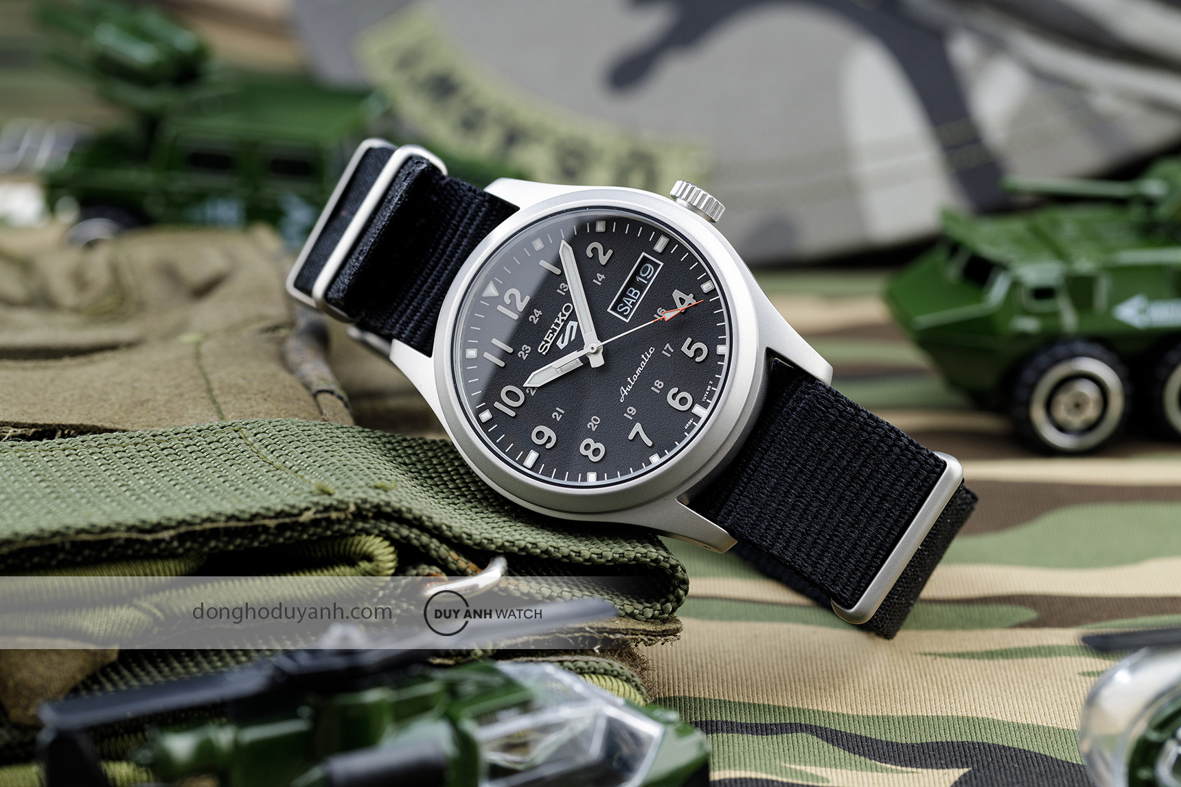 Seiko 5 Sports Field Quân Đội SRPG37K14