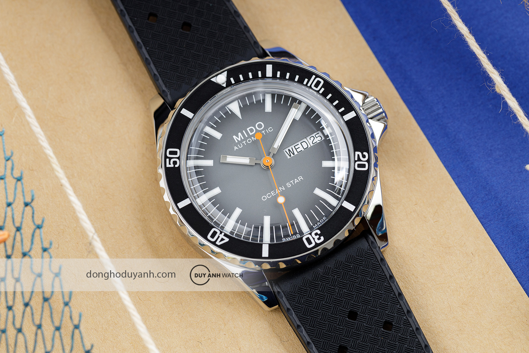 Đồng hồ nam MIDO Ocean Star Tribute Gradient M026.830.17.081.00 (M0268301708100)4