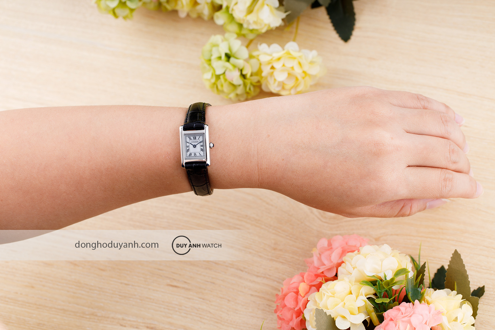 Đồng hồ Citizen Eco-Drive EG2790-12A3