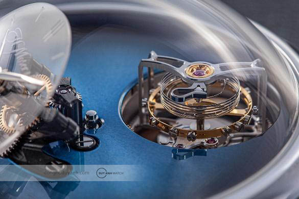 Cơ chế đồng hồ Tourbillon hình trụ H. Moser & Cie X Endeavour