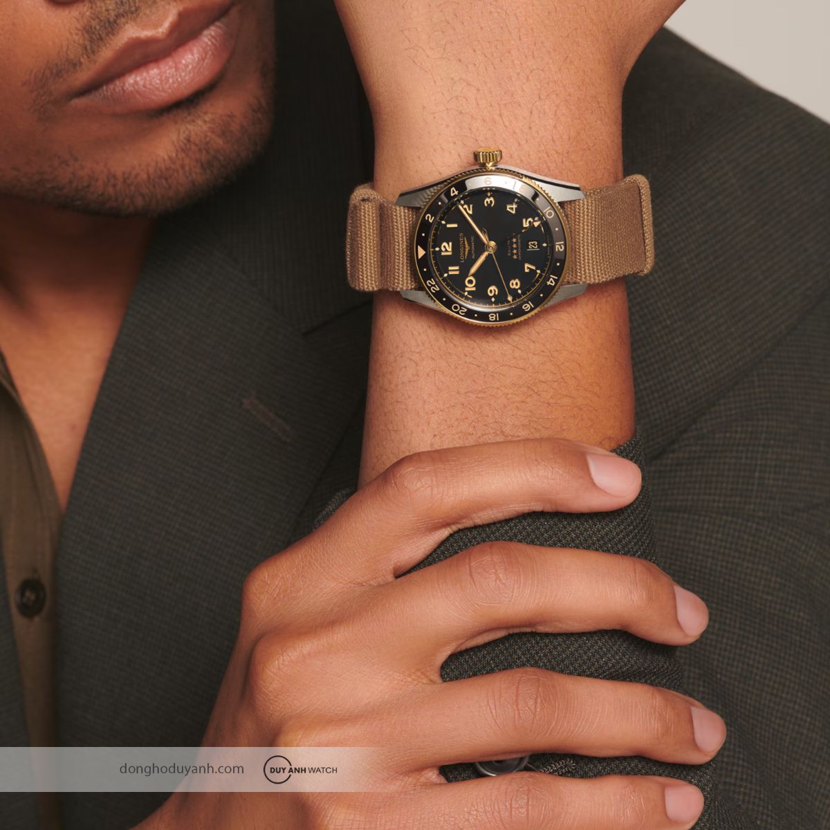 len-tay-dong-ho-nam-longines-spirit-zulu-time-l38025539