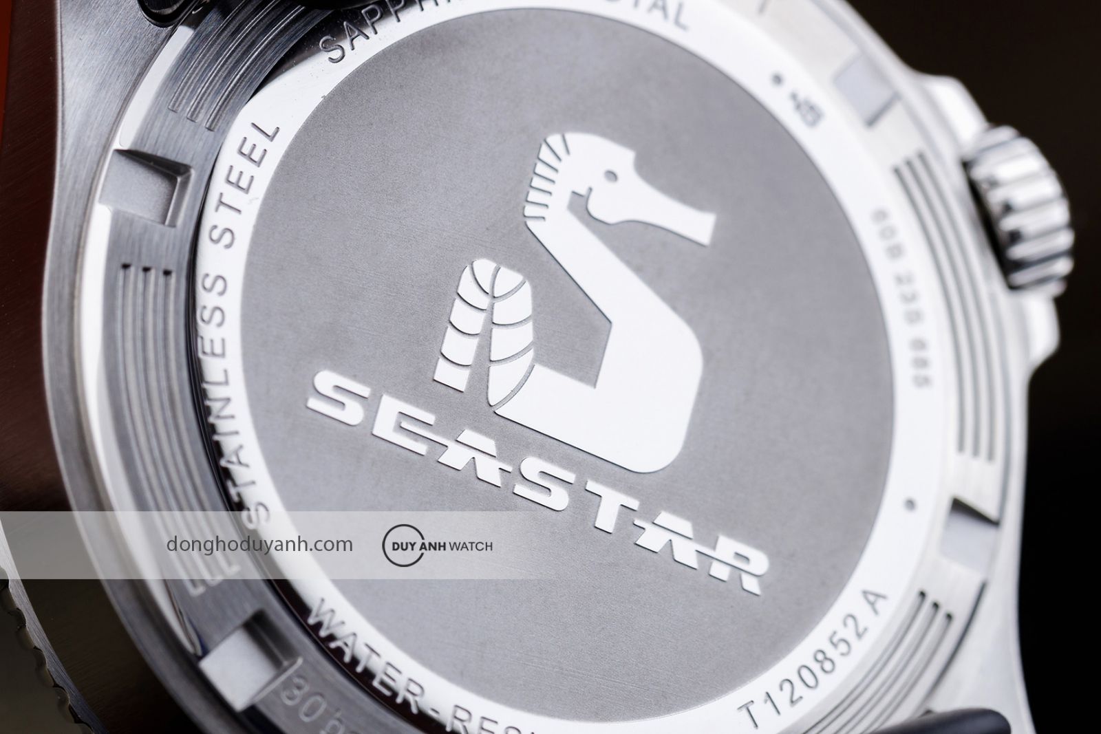 Mặt đáy Tissot Seastar 1000 Quartz GMT T120.852.11.051.00