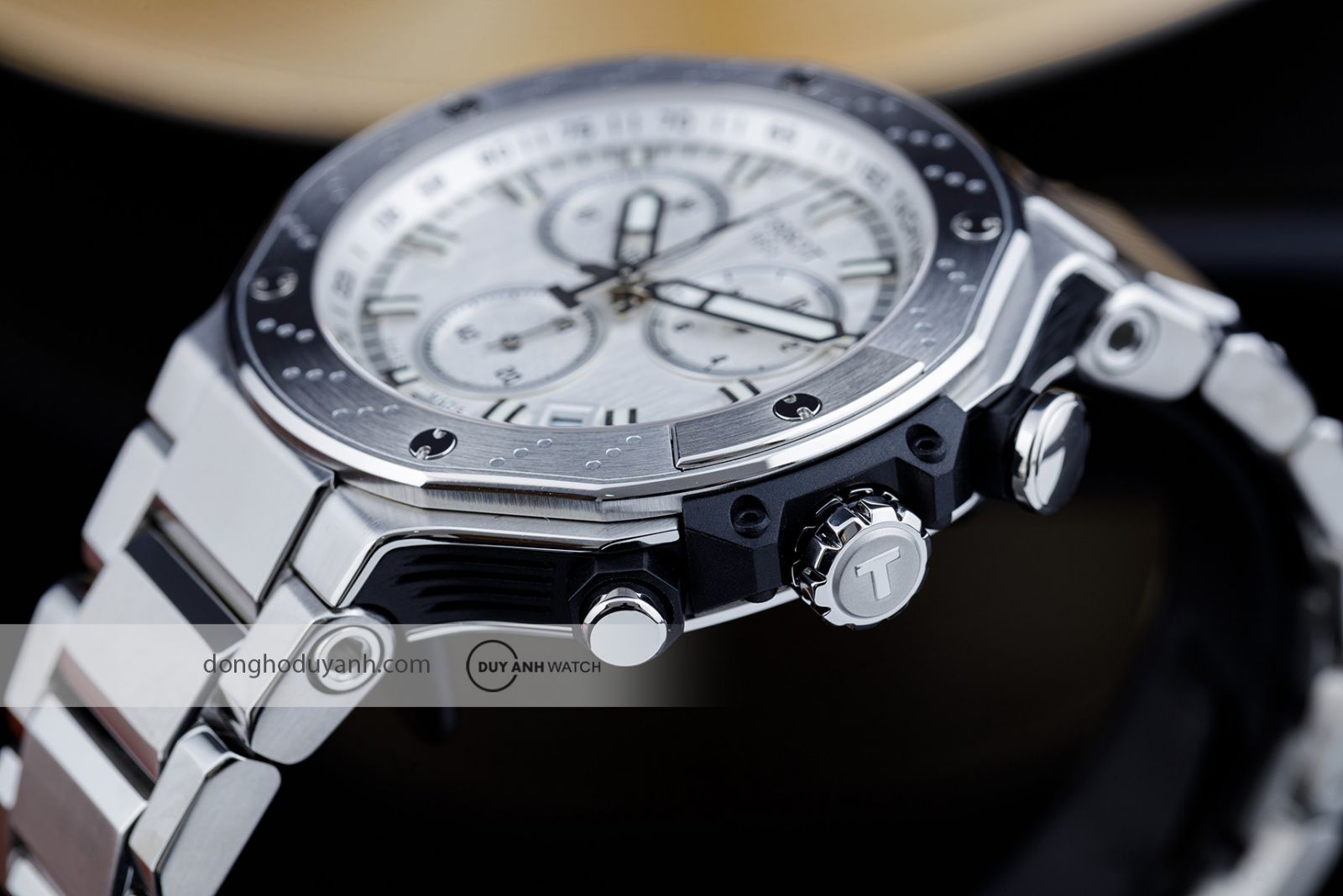 Góc nghiêng Tissot T-Race Chronograph T141.417.11.031.00
