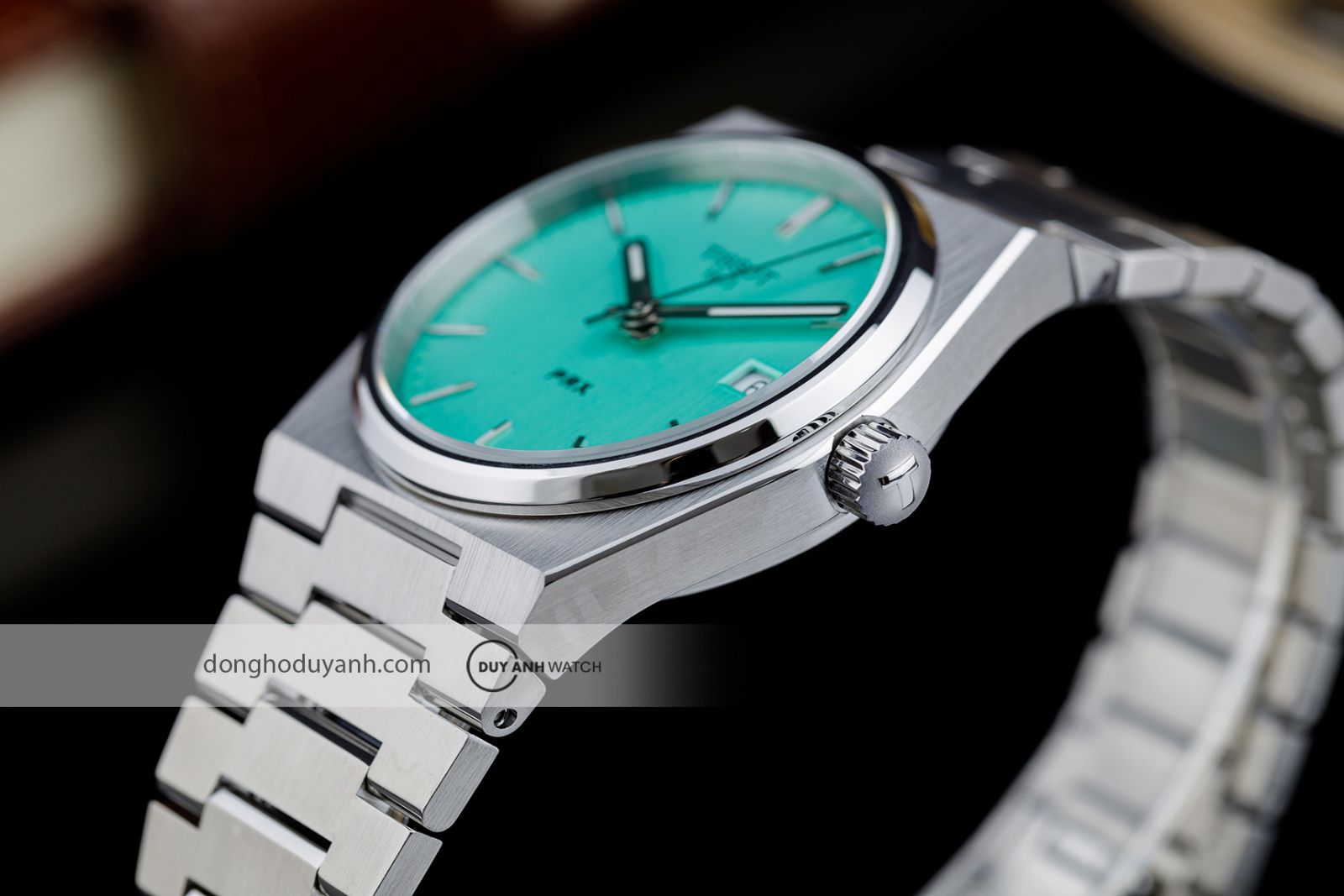 Góc nhìn nghiêng đồng hồ Tissot PRX T137.210.11.091.00