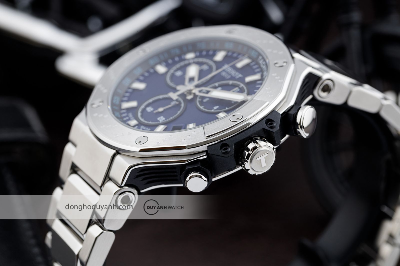 Góc nghiêng Tissot T-Race Chronograph T141.417.11.041.00