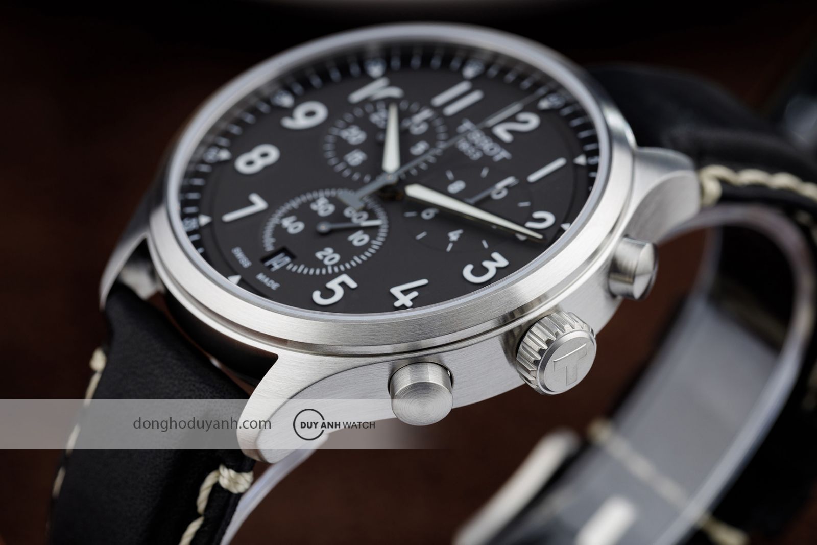 Góc nhìn nghiêng Tissot Chrono XL T116.617.16.062.00