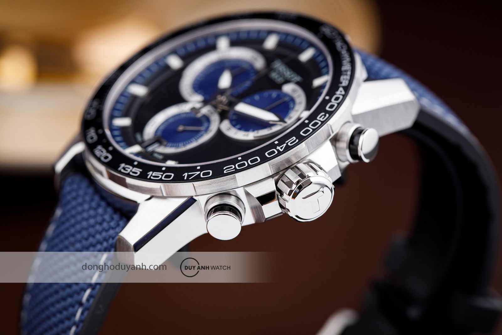 Góc nhìn nghiêng Tissot Supersport Chrono T125.617.17.051.03