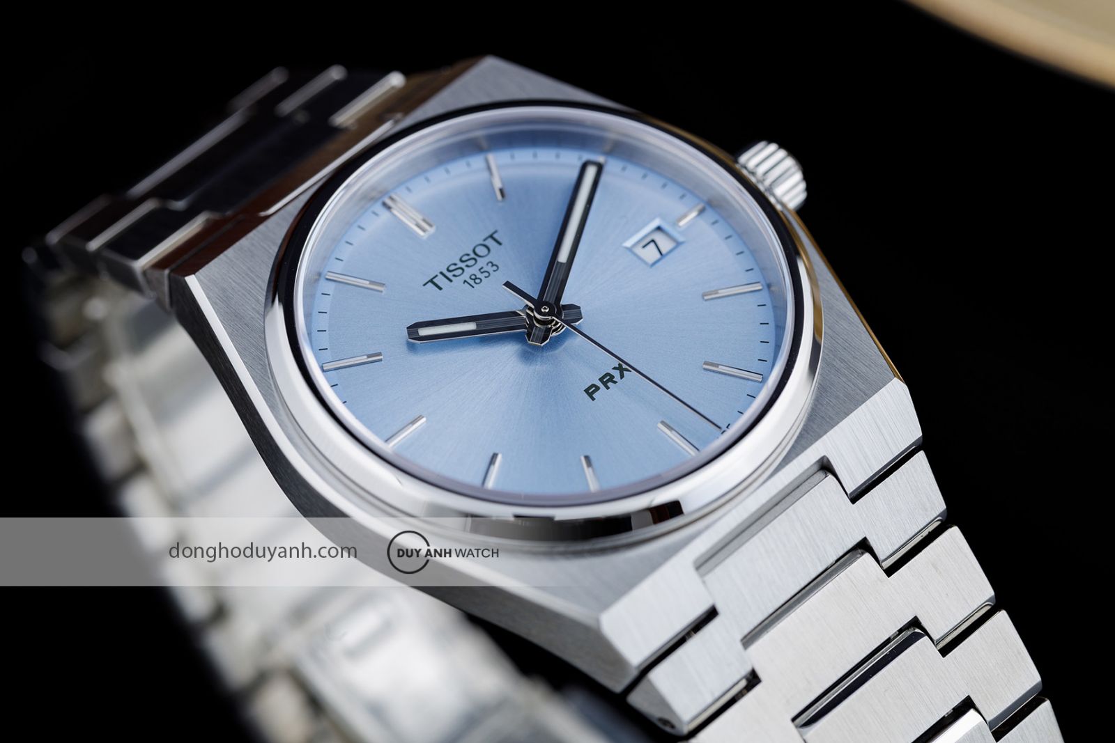 Góc nhìn ngiêng đồng hồ Tissot PRX T137.210.11.351.00