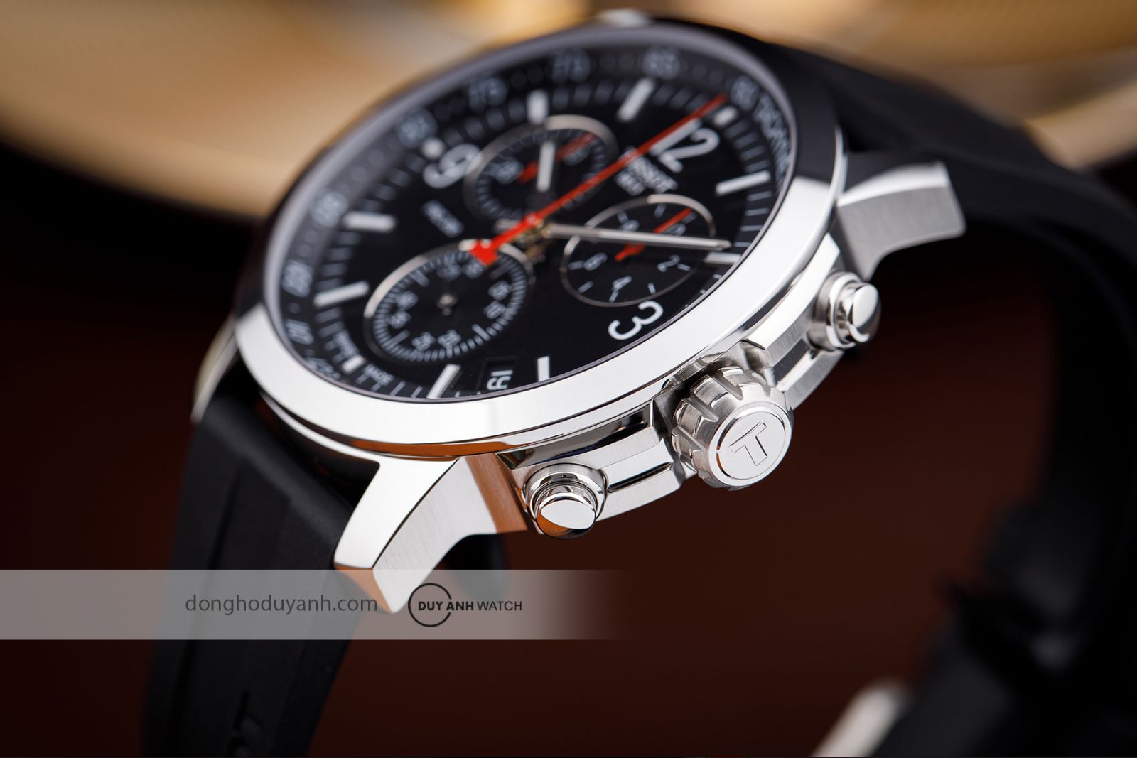 Góc nhìn nghiêng Tissot PRC 200 Chronograph T114.417.17.057.00