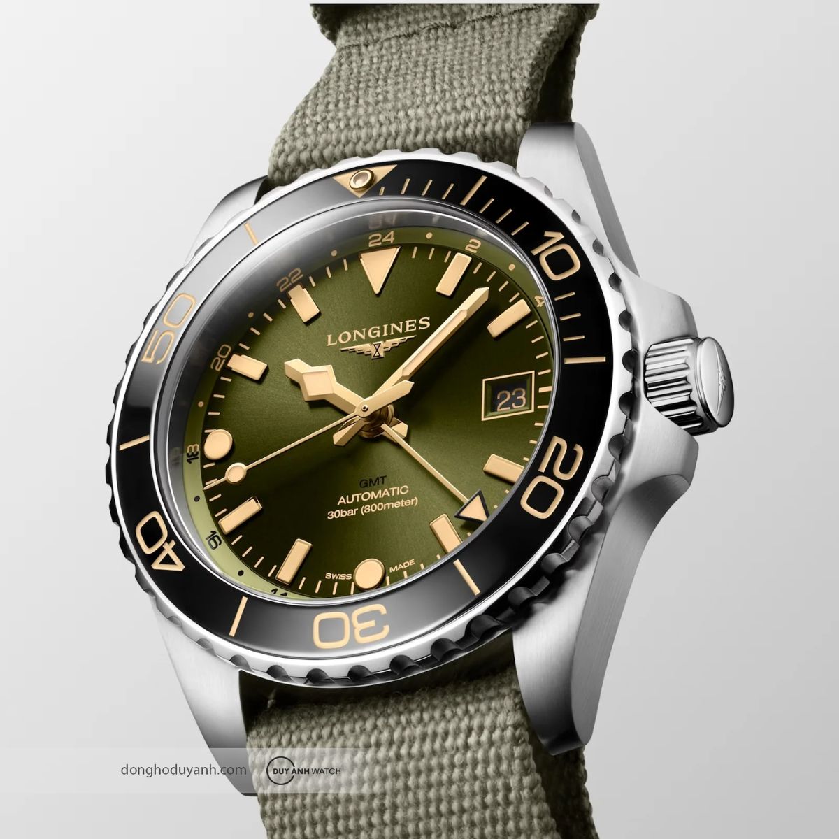 Đồng hồ nam Longines HydroConquest GMT L3.790.4.06.2