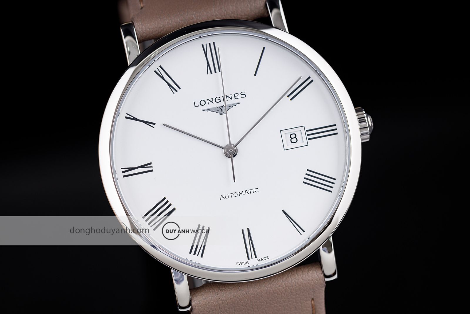 Longines Elegant Collection L4.911.4.11.0 nổi bật với mặt số trắng tinh khiết kết hợp cọc số La Mã cổ điển