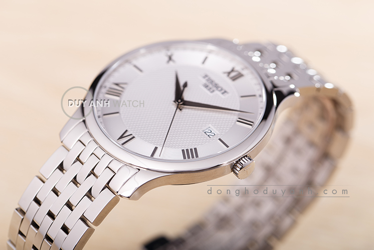 Góc nghiêng Tissot Tradition T063.610.11.038.00