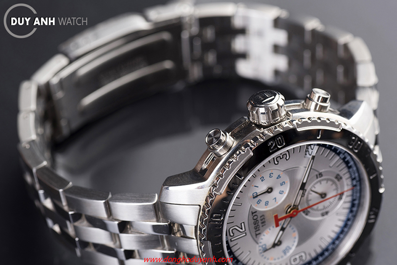 Cận cảnh Tissot PRS 200 Ice Hockey T067.417.11.037.01
