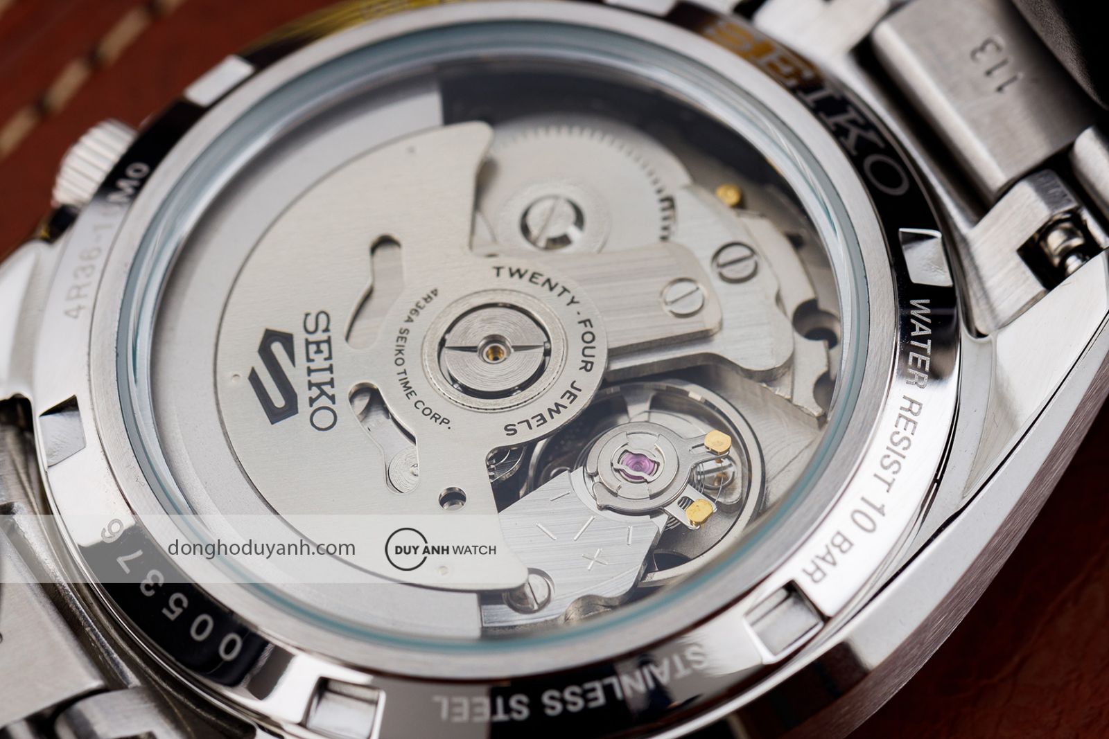 Mặt đáy Seiko 5 Sports SNXS SRPK91K1
