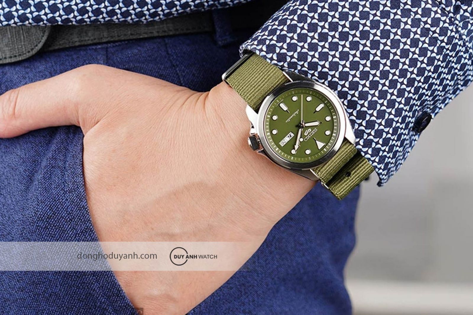 Seiko 5 Sports Beater SRPE65K1 trên tay