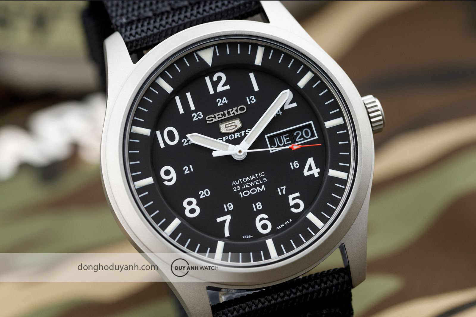 Đồng Hồ Seiko 5 Quân Đội SNZG15K1S