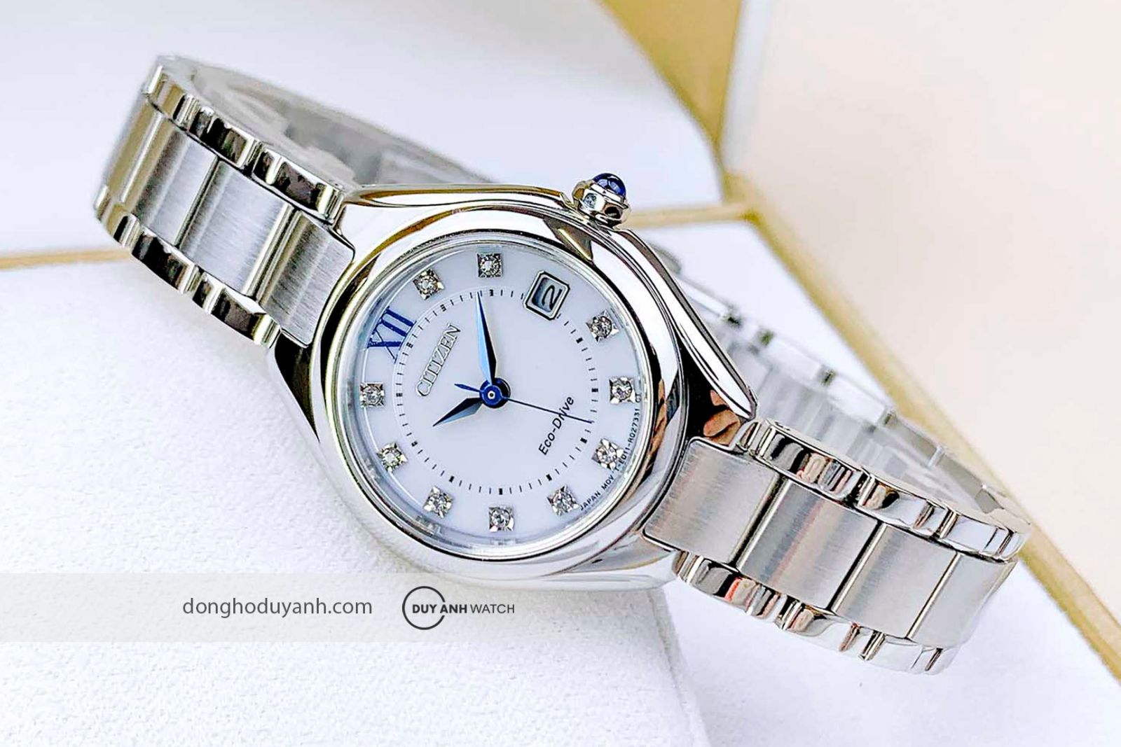 Góc nghiêng Citizen Eco-Drive EW2540-83A