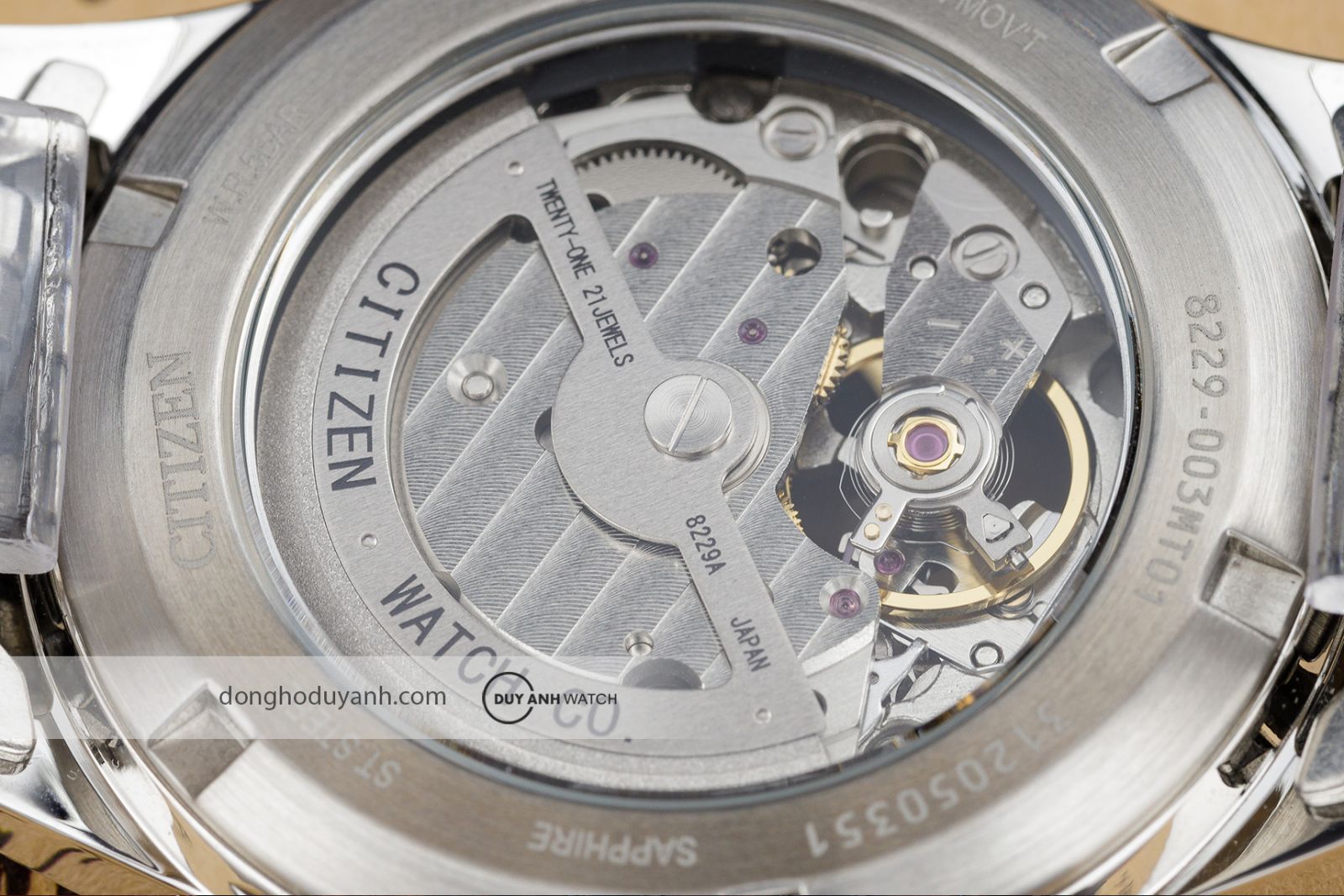 Mặt đáy của Citizen Open Heart NH9130-84L