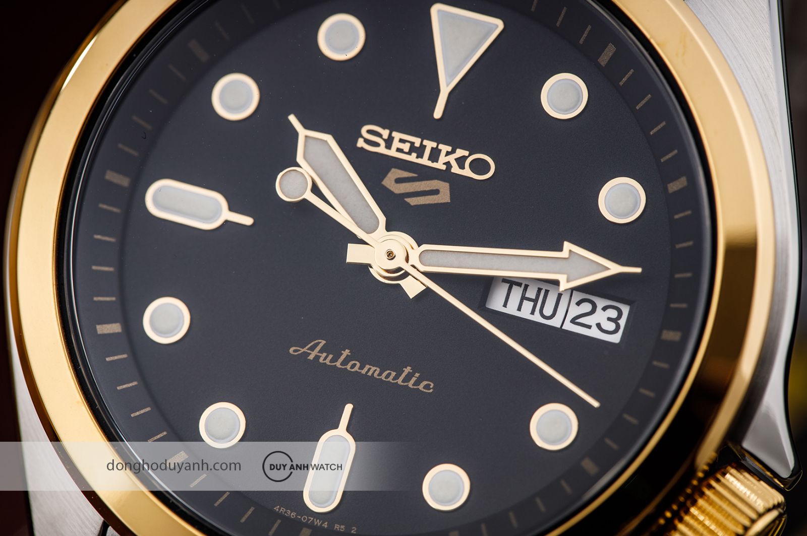 Đồng hồ Seiko 5 Sports Beater SRPE60K1