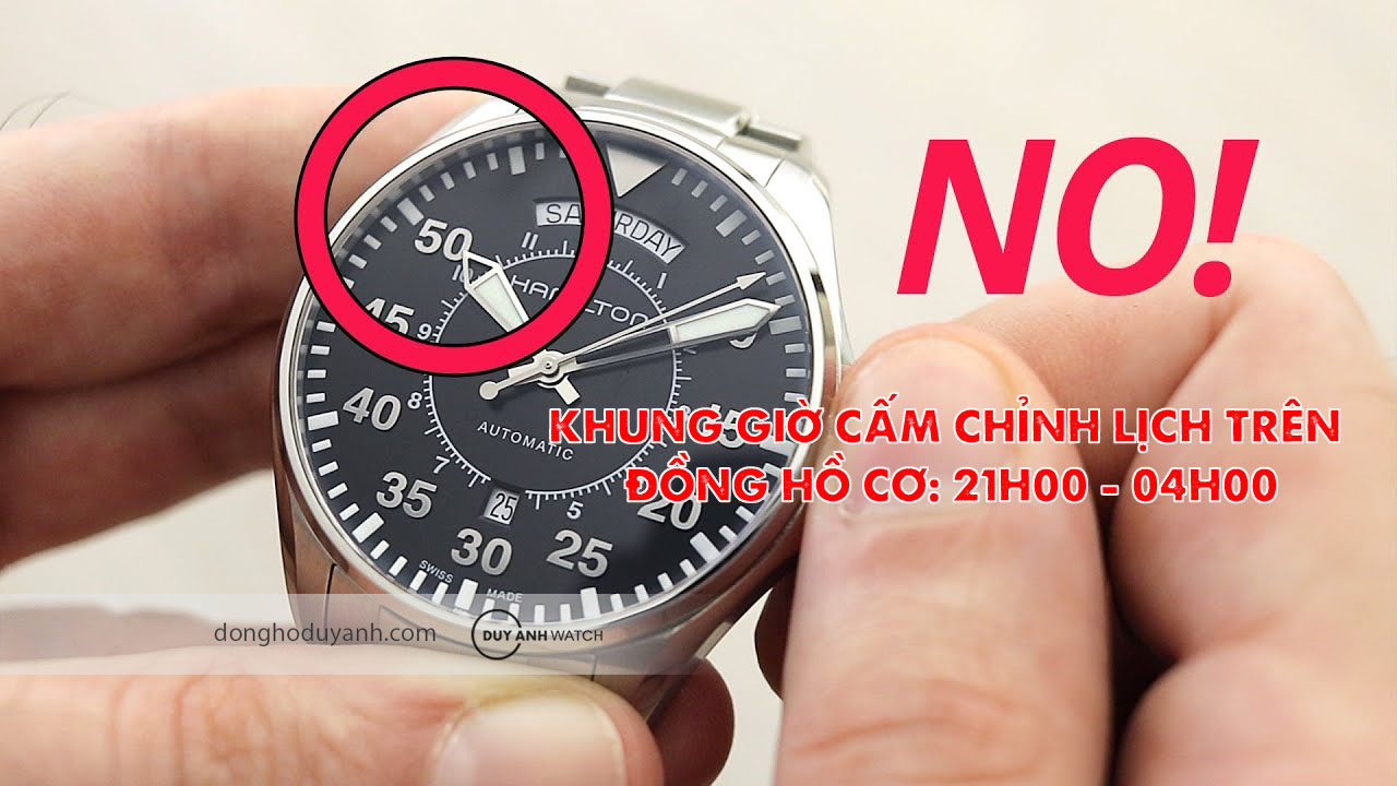 khung-gio-cam-chinh-lich-dong-ho-co