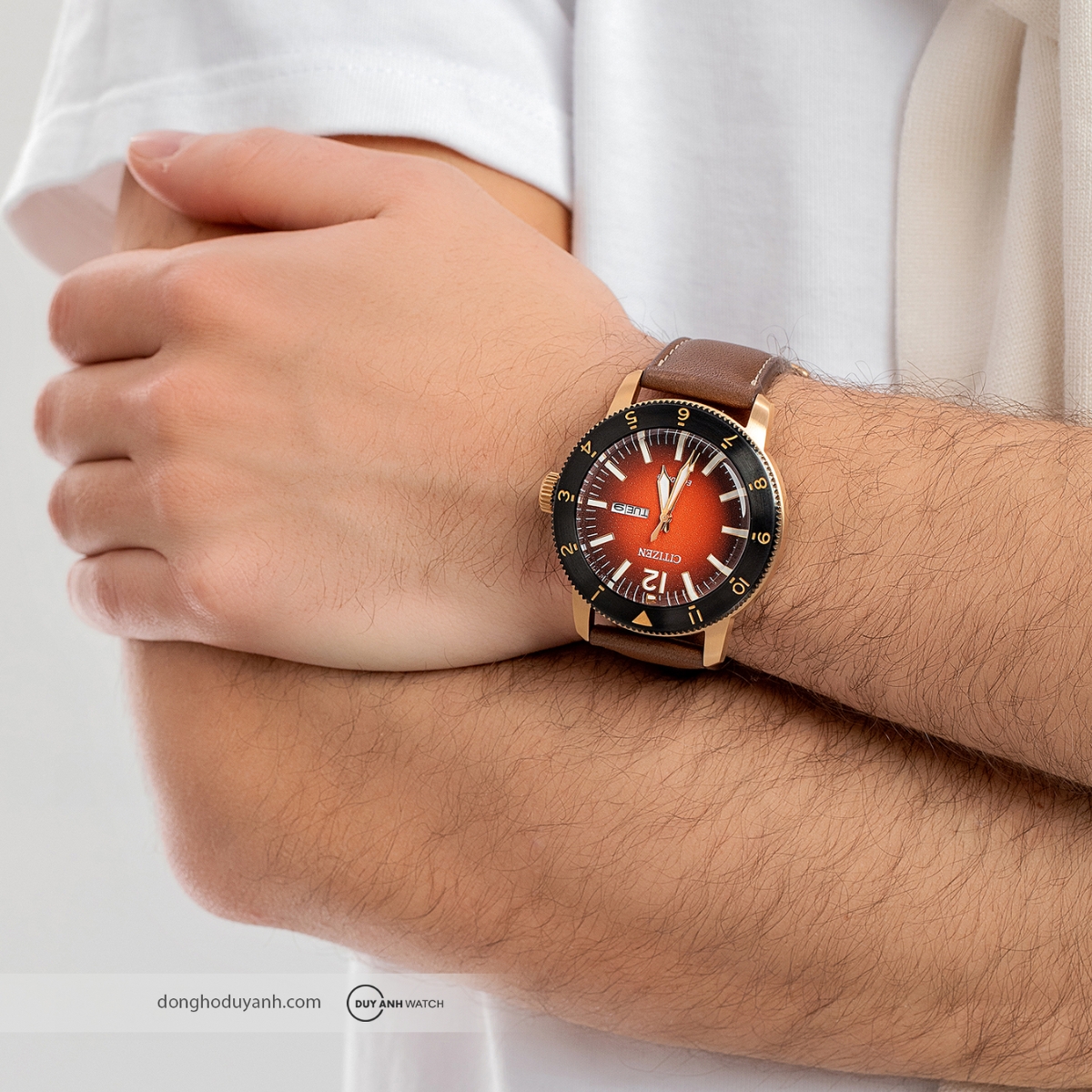 Đồng hồ Citizen Eco-Drive AW0079-13X