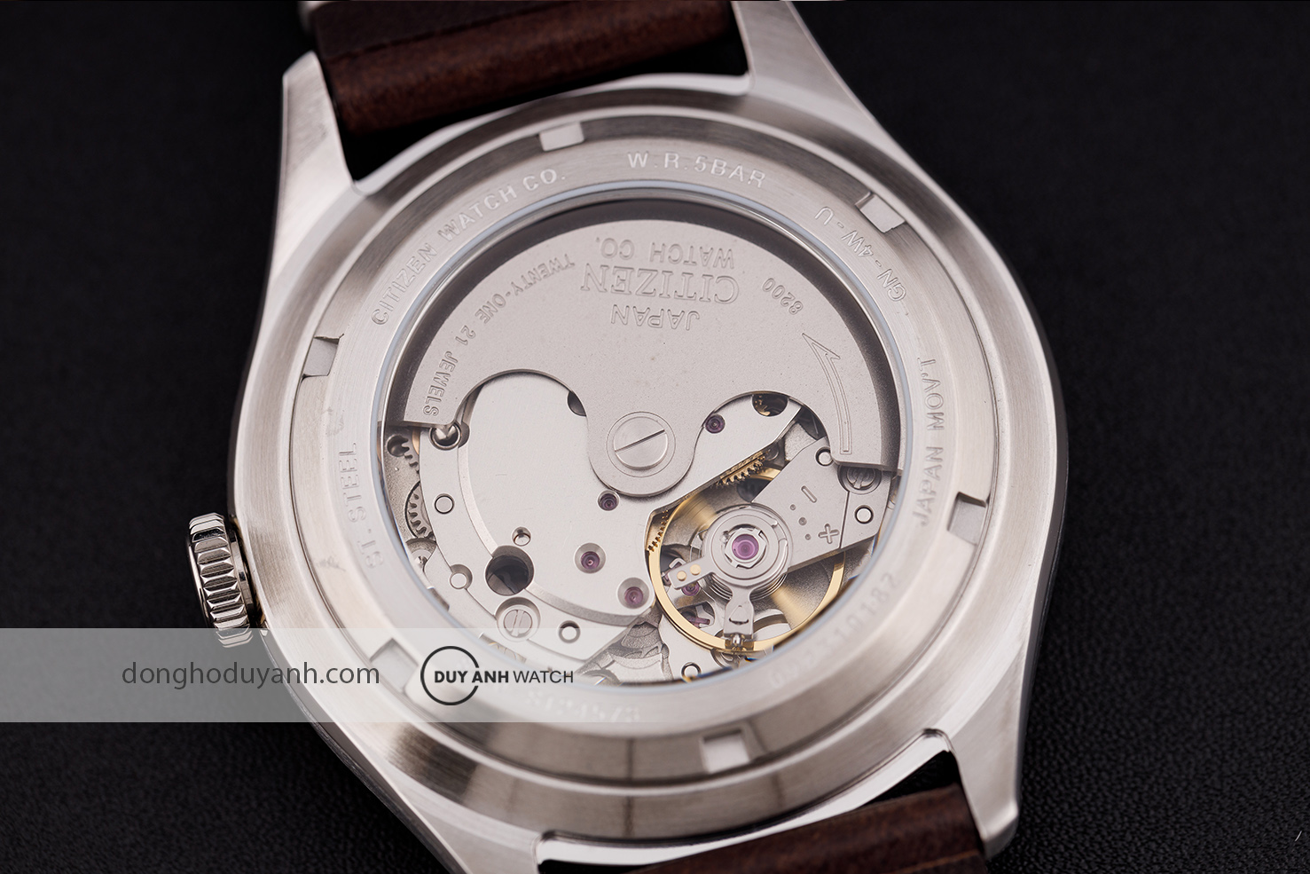 Bộ máy Caliber 8200 do Citizen sản xuất