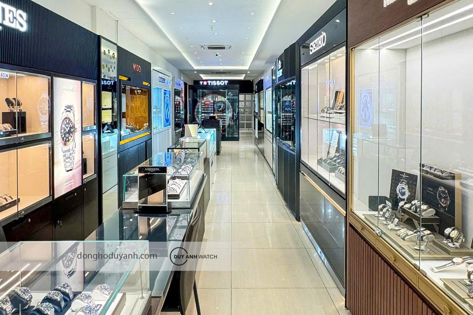 showroom-duy-anh-watch-tai-ha-noi