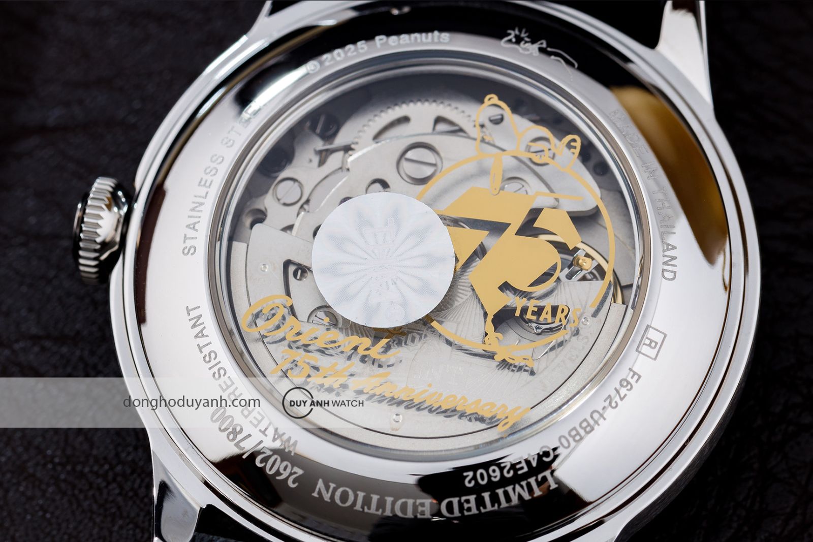 Mặt đáy Orient Bambino Limited Edition RA-AC0M16S30B