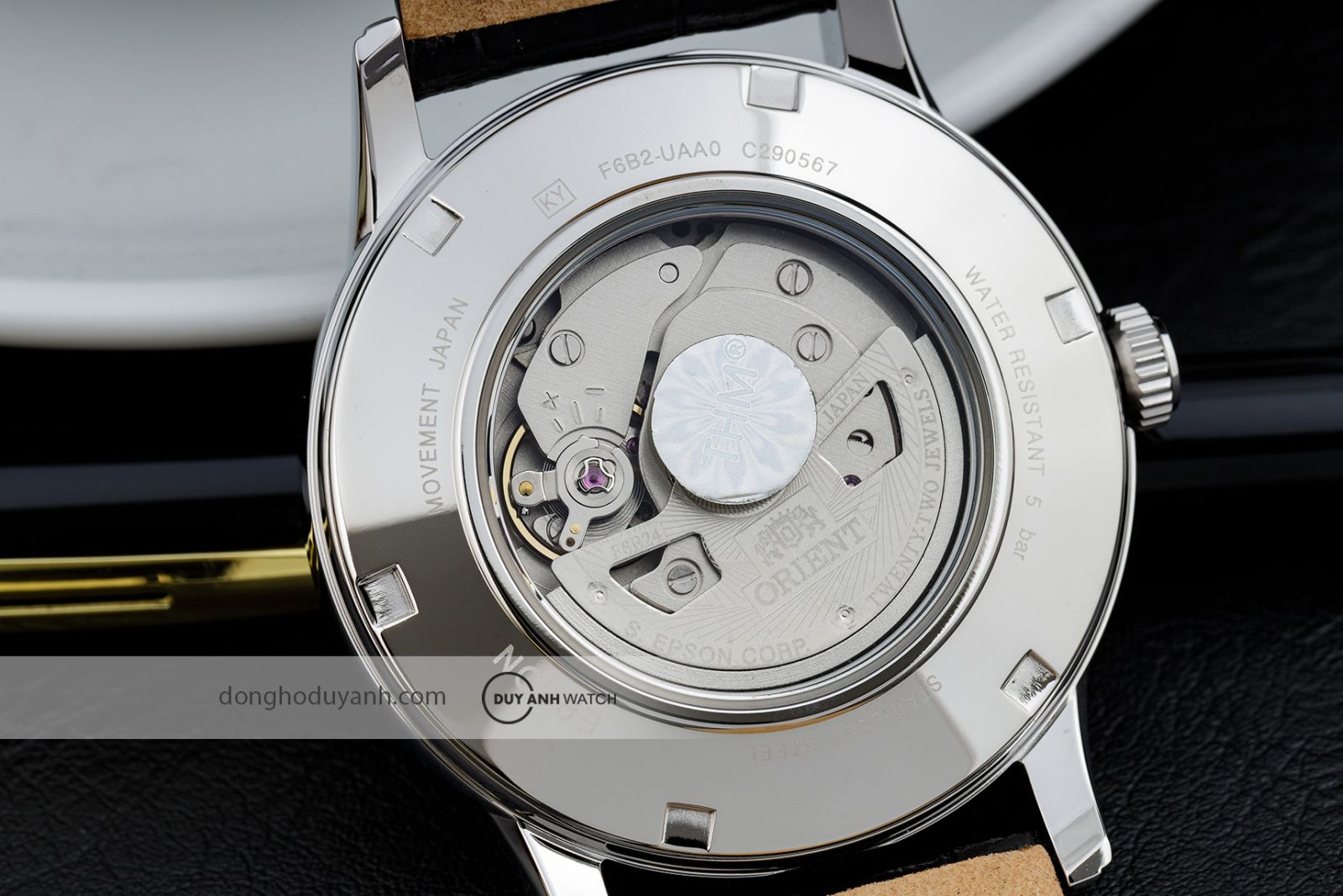 Mặt đáy Orient Sun and Moon Gen 3 RA-AK0008S30B (RA-AK0008S10B)
