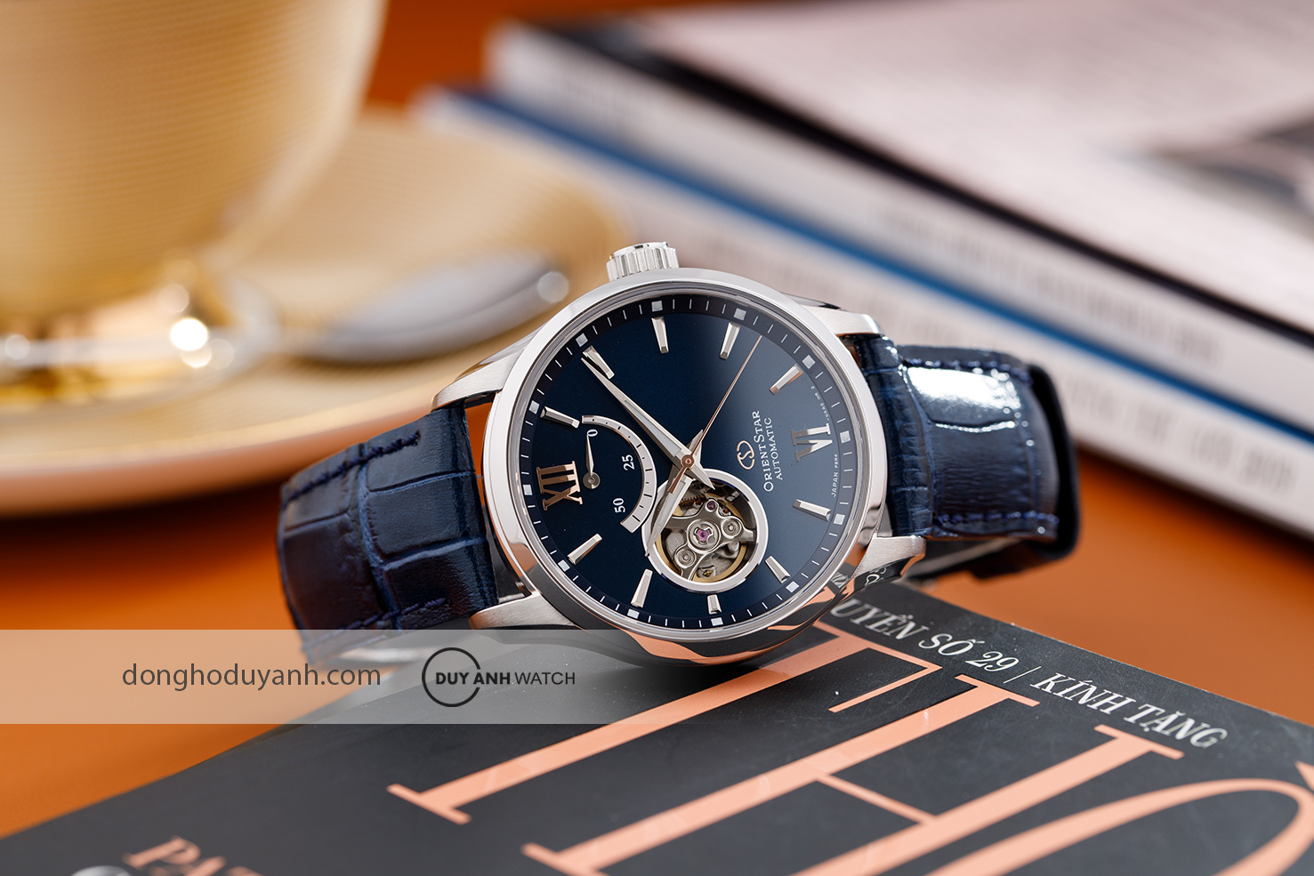 Đồng hồ Orient Star RE-AT0006L00B