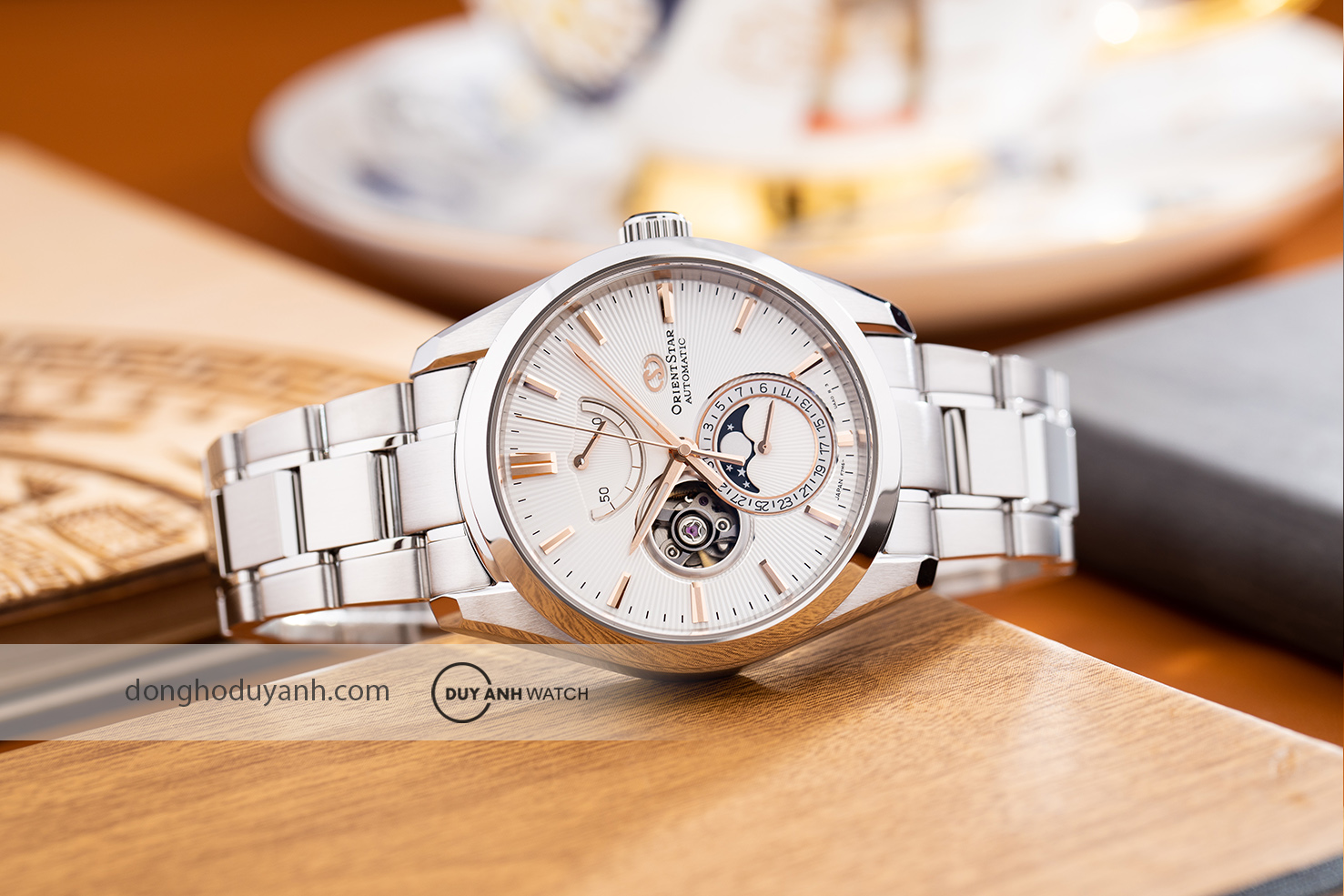 Đồng hồ Orient Star Moonphase RE-AY0003S00B