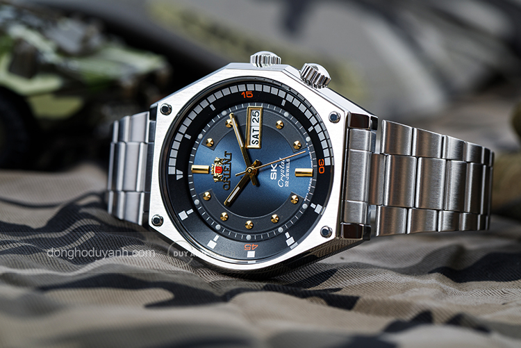 Bộ máy cơ Automatic in-house Cal.F6922