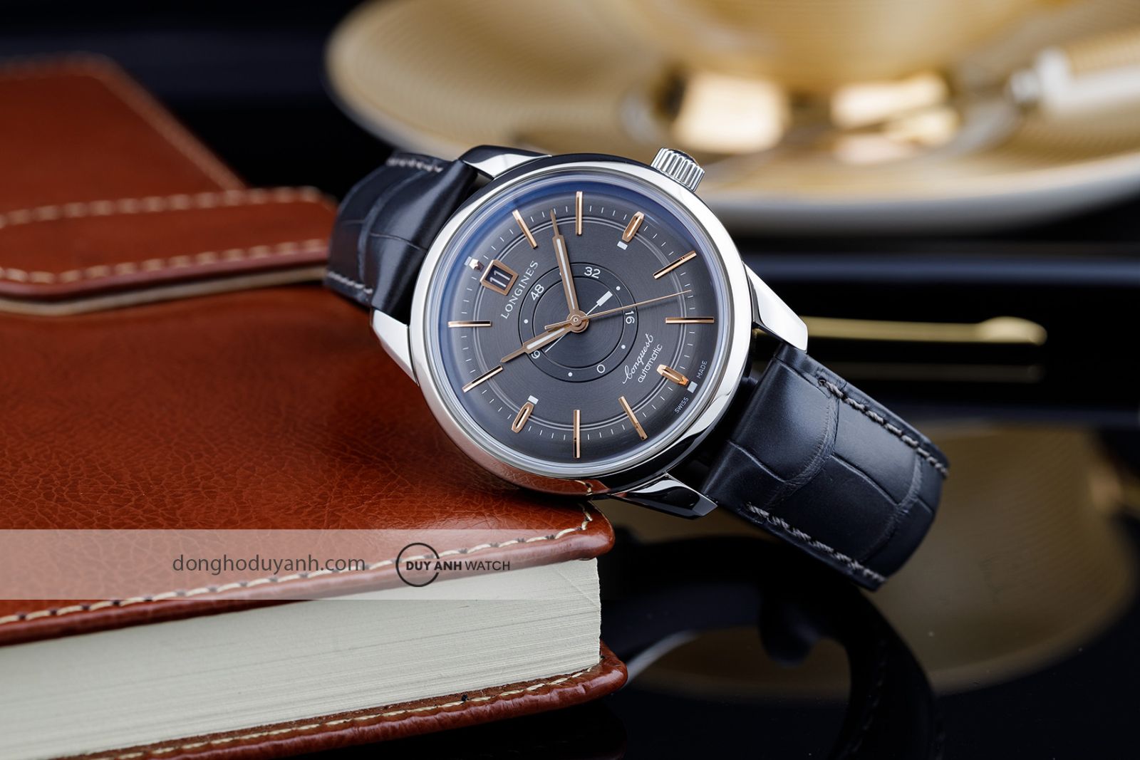 Đồng hồ nam Longines Conquest Heritage Central Power Reserve L1.648.4.62.2