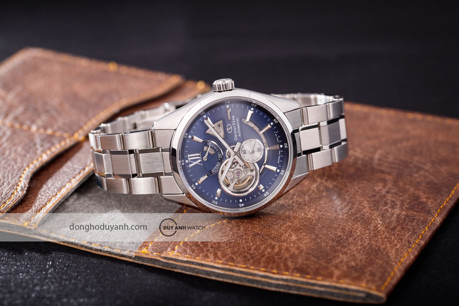 Đồng hồ Orient Star Semi Skeleton RE-AV0003L00B