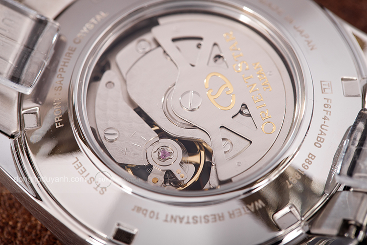 Bộ máy Orient Star Semi Skeleton RE-AV0004N00B